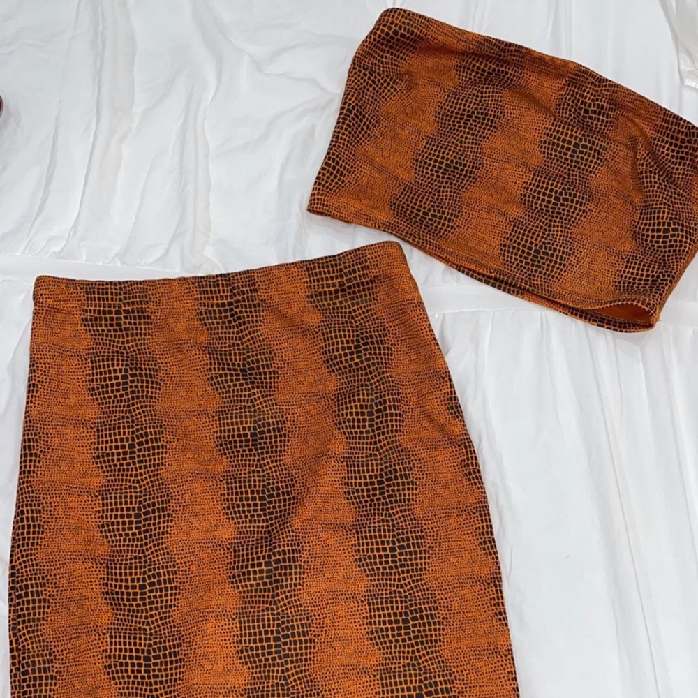 Animal print skirt set | Fashion Nova | Black and orange print | Size medium